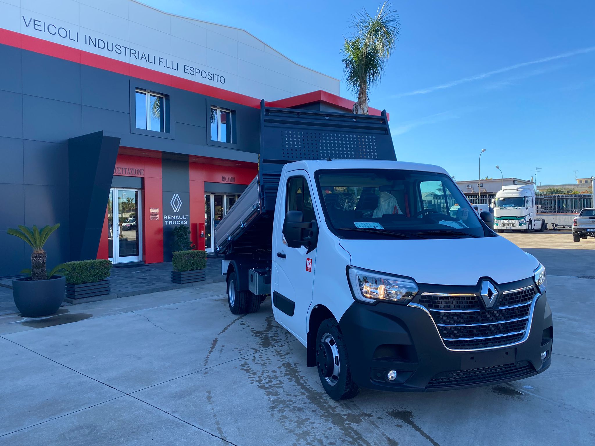 RENAULT TRUCKS MASTER 165